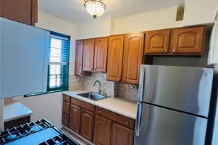 1595 Unionport Rd, Bronx, NY 10462 - Photo 14