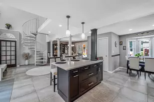 14 Locust St, Ronkonkoma, NY 11779 - Photo 6