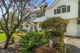 14 Locust St, Ronkonkoma, NY 11779 - Photo 32