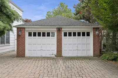 23 Westminster Road, West Hempstead, NY 11552 - Photo 4