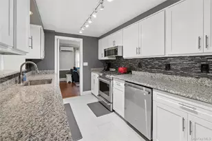 23 Westminster Rd, West Hempstead, NY 11552 - Photo 24