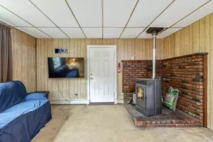 46 Pentmoor Dr, Mastic, NY 11950 - Photo 20