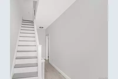 1893 Longfellow Avenue, Bronx, NY 10460 - Photo 20