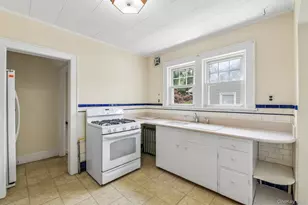 781 Grand Terrace Ave, Baldwin, NY 11510 - Photo 16