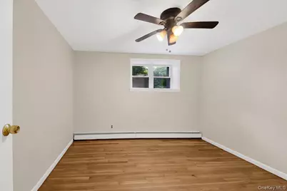 238 Van Cortlandt Park Avenue, Yonkers, NY 10705 - Photo 10