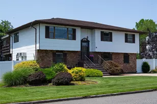 36 Osceola Ave, Deer Park, NY 11729 - Photo 2