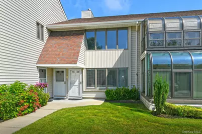 20 Laurel Avenue #3, East Islip, NY 11730 - Photo 2