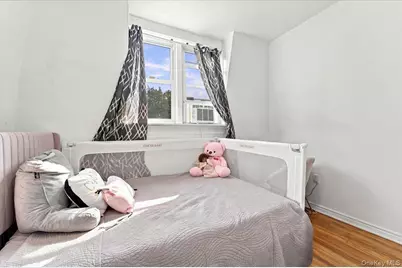 143 Oliver Avenue, Yonkers, NY 10701 - Photo 18