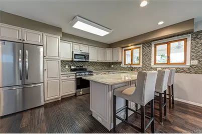 15 West Boulevard, East Rockaway, NY 11518 - Photo 4