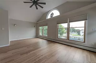 15 West Blvd, East Rockaway, NY 11518 - Photo 10