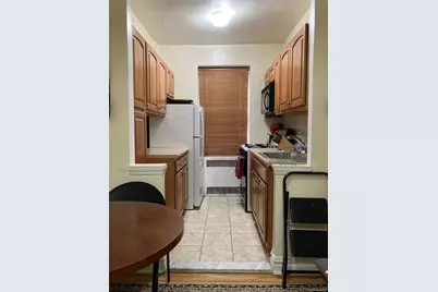 61-41 Saunders Street #B57, Rego Park, NY 11374 - Photo 6