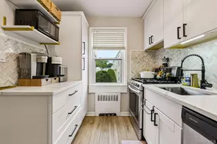 251-24 71st Ave, Bellerose, NY 11426 - Photo 4