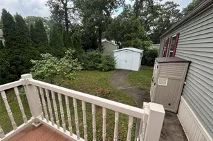 1661 Old Country Rd, Riverhead, NY 11901 - Photo 8