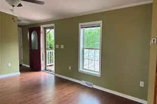 1661 Old Country Rd, Riverhead, NY 11901 - Photo 10