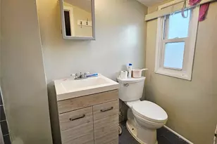 83-33 251st St, Bellerose, NY 11426 - Photo 18