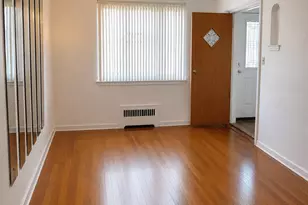 10-19 116th St, College Point, NY 11356 - Photo 4