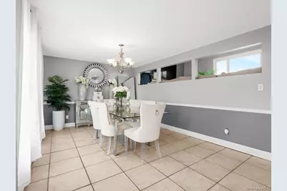 301 W 22nd Street, Deer Park, NY 11729 - Photo 6