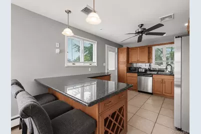 301 W 22nd Street, Deer Park, NY 11729 - Photo 4