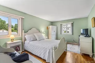38-50 Hillcrest Ave, Douglaston, NY 11363 - Photo 18