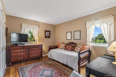 3850 Hillcrest Avenue, Douglaston, NY 11363 - Photo 22