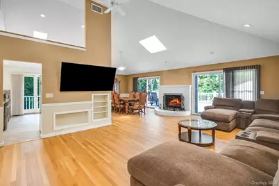 56 Old Homestead Road, Port Jefferson, NY 11777 - Photo 10