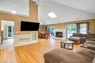 56 Old Homestead Rd, Port Jefferson, NY 11777 - Photo 10
