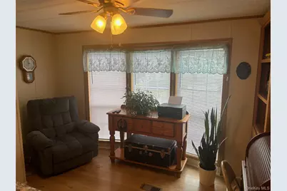 1661 Old Country Road #189, Riverhead, NY 11901 - Photo 18