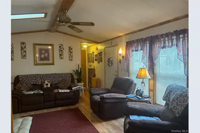 1661 Old Country Road #189, Riverhead, NY 11901 - Photo 8