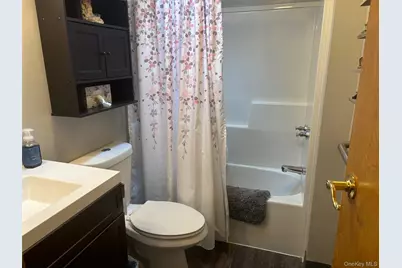 1661 Old Country Road #189, Riverhead, NY 11901 - Photo 26