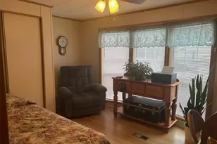 1661 Old Country Rd, Riverhead, NY 11901 - Photo 22