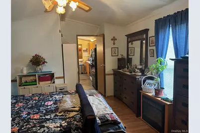 1661 Old Country Road #189, Riverhead, NY 11901 - Photo 32