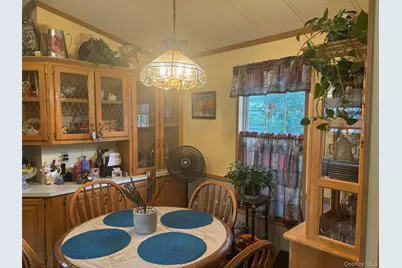 1661 Old Country Road #189, Riverhead, NY 11901 - Photo 10