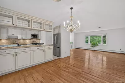 234 Betsy Ross Drive, Orangeburg, NY 10962 - Photo 12