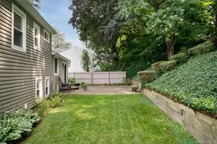 13 Longford St, Huntington, NY 11743 - Photo 26
