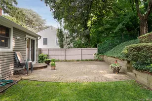 13 Longford St, Huntington, NY 11743 - Photo 28