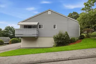 184 Long Hill Dr, Yorktown Heights, NY 10598 - Photo 4