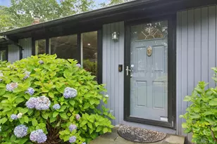 27 Atlantic Ave, Hampton Bays, NY 11946 - Photo 4