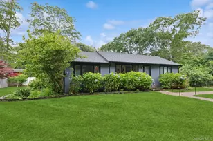 27 Atlantic Ave, Hampton Bays, NY 11946 - Photo 2