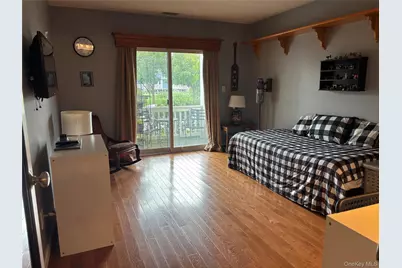 31 Anchor Street #U, Freeport, NY 11520 - Photo 14