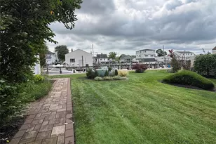 31 Anchor St, Freeport, NY 11520 - Photo 18