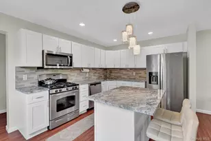 260 W 12th St, Deer Park, NY 11729 - Photo 12