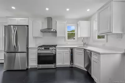 11 Mearns Avenue, Highland Falls, NY 10928 - Photo 2