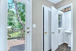 1 Gates Pl, Tappan, NY 10983 - Photo 10