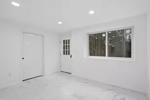 804 Peenpack Trail, Sparrow Bush, NY 12780 - Photo 30