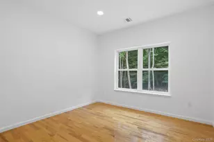 804 Peenpack Trail, Sparrow Bush, NY 12780 - Photo 18
