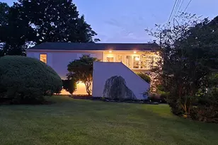 615 Sleepy Hollow Dr, Shirley, NY 11967 - Photo 2