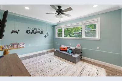 9 Behrendt Drive, Pearl River, NY 10965 - Photo 18