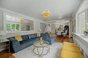 12 Saratoga Rd, White Plains, NY 10607 - Photo 8