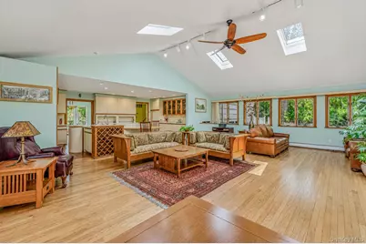3 Oak Court, Hampton Bays, NY 11946 - Photo 4