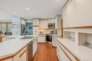 3 Oak Ct, Hampton Bays, NY 11946 - Photo 12